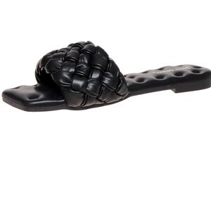 Pierre Dumas Starling Woven Womens Black Size 7 Sandals New Slides Boutique